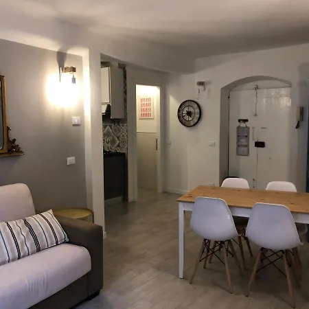 Casa Margherita Dal Bacchetto Apartment *