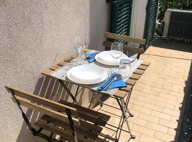 Casa Margherita Dal Bacchetto Διαμέρισμα Varazze